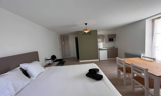 Ballon-Saint-Mars Casa | Casa moderna para 2 personas en el Loira