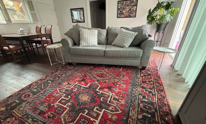 Los Cerritos Casa | Charming 1-Bd house with WiFi and AC in Bixby Knolls/Virginia Country Club