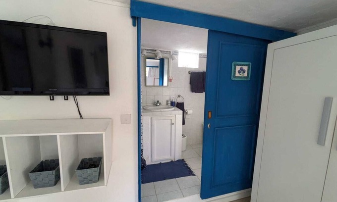 La Mivoie Apartamento | Charming 1-bedroom apartment with WiFi and AC in picturesque Le Morne Brabant