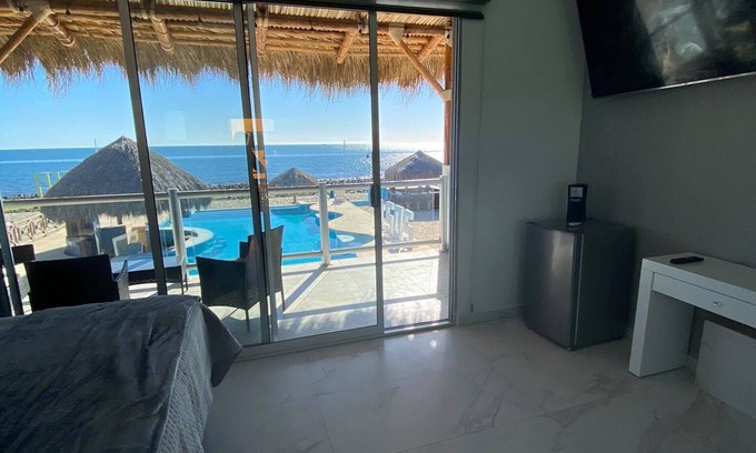 Puerto Peñasco Hotel | Charming 1-bedroom hotel with a view, WiFi, and AC in enchanting Puerto Peñasco