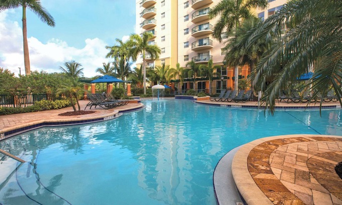 Survey Creek Complejo | Charming 1-bedroom resort with AC, WiFi in delightful Pompano Beach