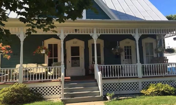 Allegan Apartamento | Charming 1-bedroom apartment with WiFi, AC in peaceful Allegan