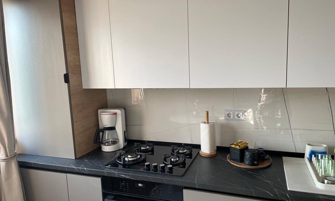 Tecuci Apartamento | Charming 1-bedroom apartment in welcoming Tecuci with WiFi, AC
