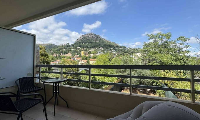 Vence Apartamento | Charming 1-bedroom apartment in Vence