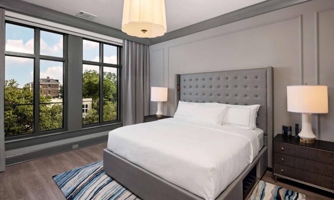 Ansonborough Apartamento | Charming 1-bedroom hotel suites in fantastic Charleston