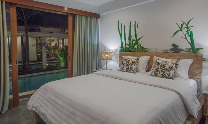 Sanur Casa | Charming 1-bedroom house in delightful Denpasar with WiFi, AC
