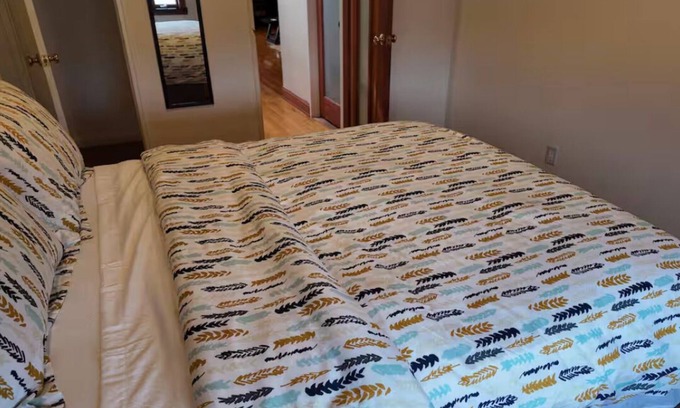 Canarsie Casa | Charming 1-bedroom house in beautiful Brooklyn with AC