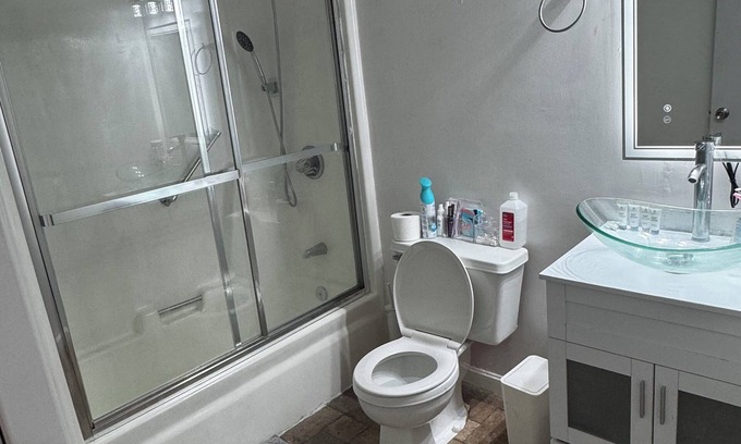 Richmond Casa | Charming 1-bedroom house with WiFi and AC in serene Richmond
