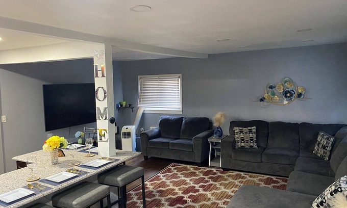Cambria Heights Apartamento | Charming 1-bedroom house with WiFi, AC in amazing Queens