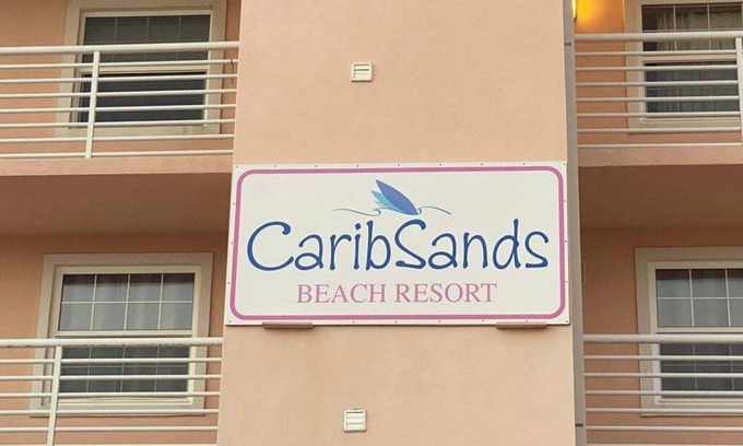 West End Condominio | Charming 1-bedroom condo in superb Cayman Brac with pool