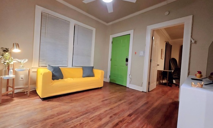 Alta Vista Apartamento | Charming 1-bedroom apartment with AC, WiFi in marvelous San Antonio