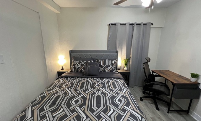 Simi Valley Casa | Charming 1-bedroom house unit in lovely Simi Valley close to a plaza with Stores