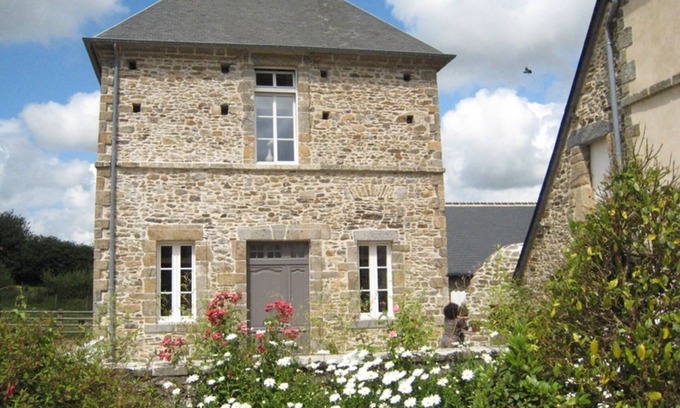 La Vendelee Cabaña | Casa rural encantadora con sauna y gimnasio cerca del mar