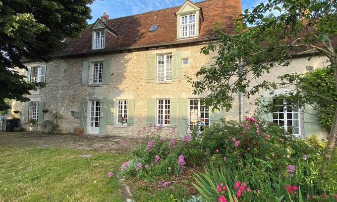 Neons Sur Creuse Casa | Charming 17th-century house ideal for family vacations