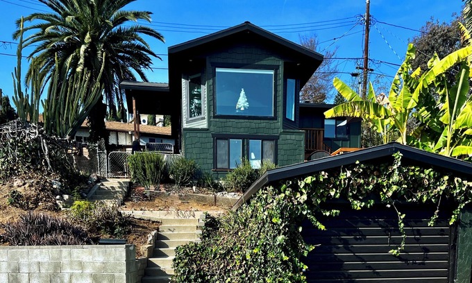 Eagle Rock Casa | Charming 1923 2-bedroom 2-bath home with WiFi and AC in Los Angeles