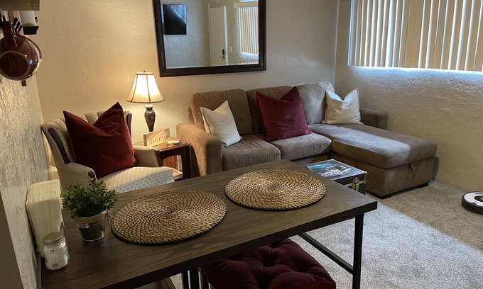 Kimberly Condominio | Charming 1B/1B★RV Parking ★3 Miles to Twin Falls