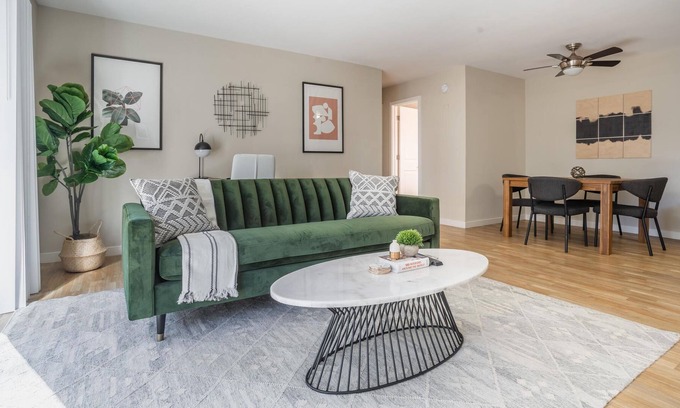 South Sundale Apartamento | Charming 1BR in Fremont, Pool + Pet-Friendly