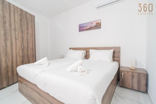 Tarxien Apartamento | Charming 1BR with comfy bed with WIFI & AC in Tarxien