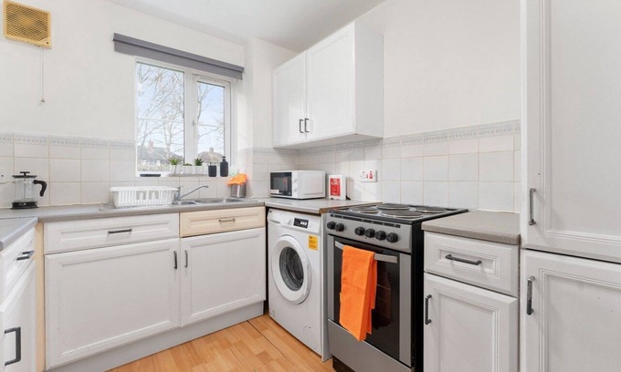 Wandle Valley Apartamento | Charming 2-Bed Apartment in Hackbridge