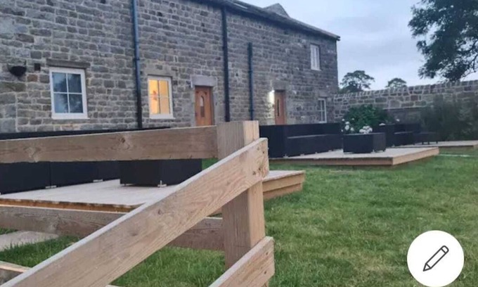 Ripley Cabaña | Charming 2 Bed Cottage in Nidderdale Near Harrogat