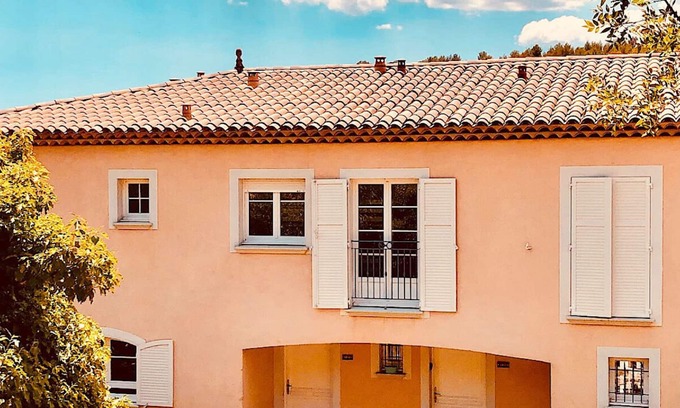 Callian Cabaña | Charming 2-Bed Cottage in Callian, France