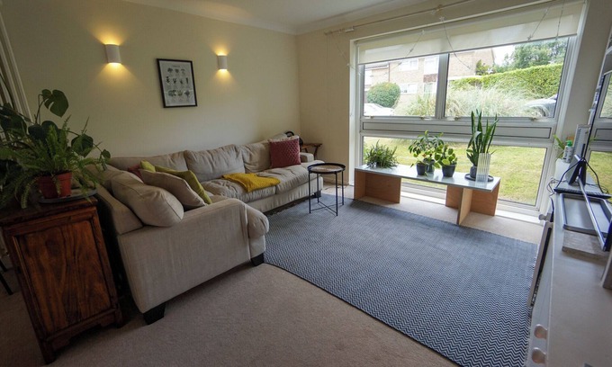 East Finchley Casa | Charming 2-Bed House near Hampstead Heath + Garden