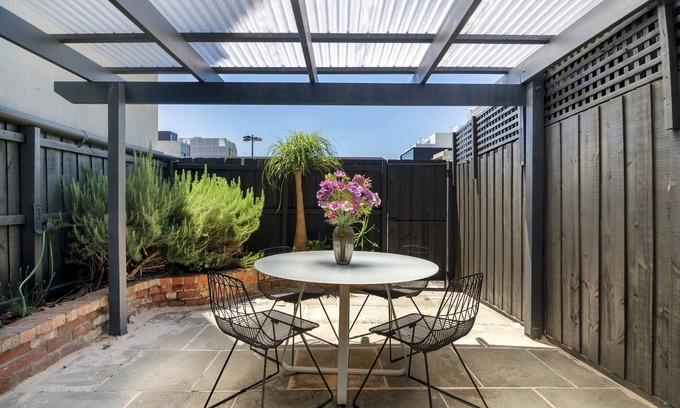 Cremorne Casa | Charming 2-Bed Home with Outdoor Space in Cremorne