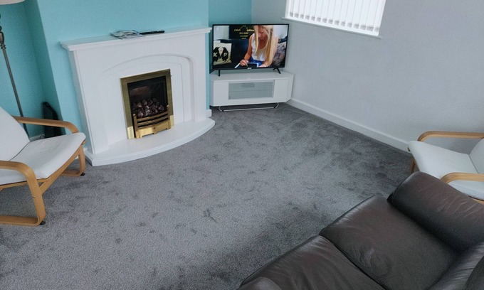 Fleetwood Casa | Charming 2-Bed House in Fleetwood, England