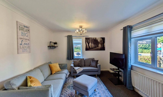 Bromley Common and Keston Apartamento | Charming 2-Bedroom Flat in London