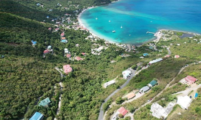 Brewers Bay Casa | Charming 2-bedroom house with WiFi, AC in amazing Cane Garden Bay