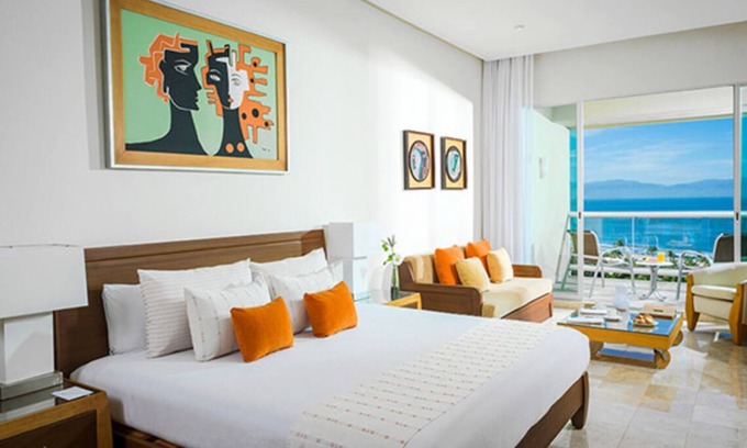 Las Jarretaderas Complejo | Charming 2-bedroom Suite with fitness room and AC in gorgeous Nuevo Vallarta