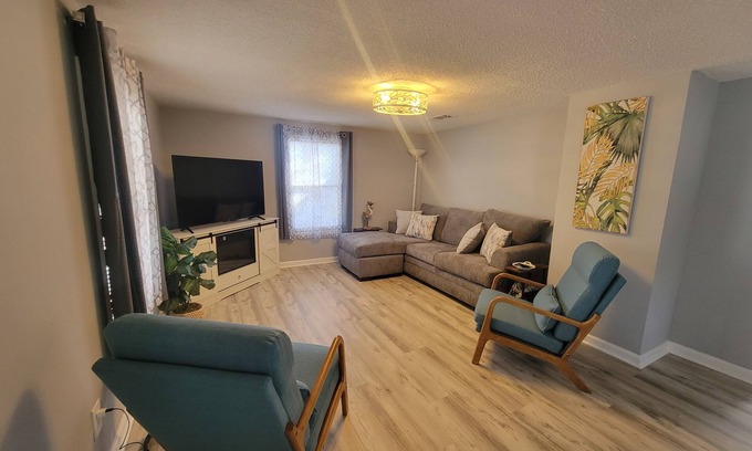 Garden City Cabaña | Charming, 2-bedroom family cottage at the Beach in beautiful Murrells Inlet, SC!