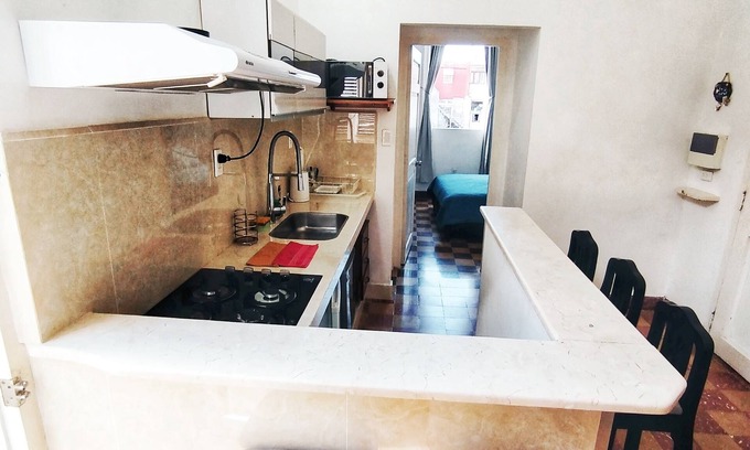 Greater Antilles Apartamento | Céntrico , seguro y cómodo apto en la Habana Vieja, ideal para familias.