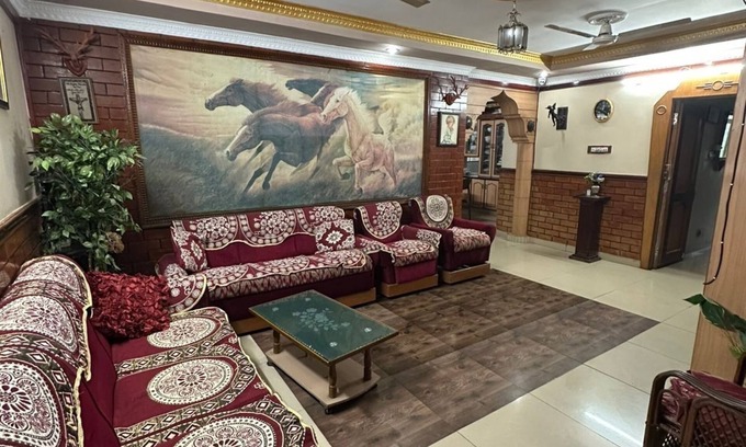 MVP Colony Apartamento | Charming 2-bedroom apartment with WiFi, AC in serene Visakhapatnam Beach