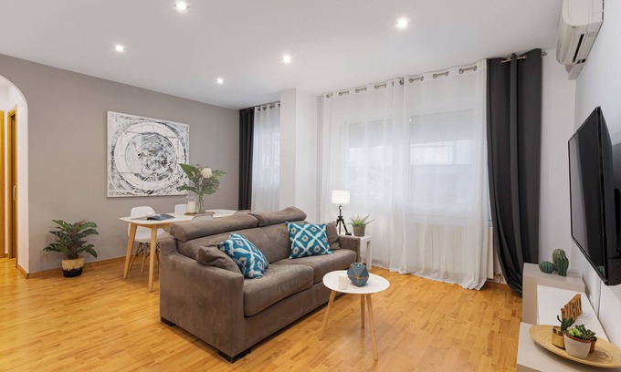 el Camp d'en Grassot i Gracia Nova Apartamento | Encantador Apartamento de 2 Dormitorios en el Corazón de Gràcia - Ideal para 4 Huéspedes
