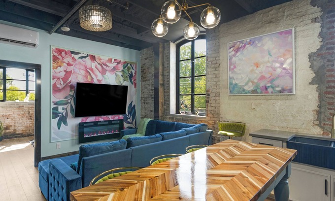 Covington Apartamento | Charming 2-bedroom apartment with AC, WiFi in the Heart of Covington Square
