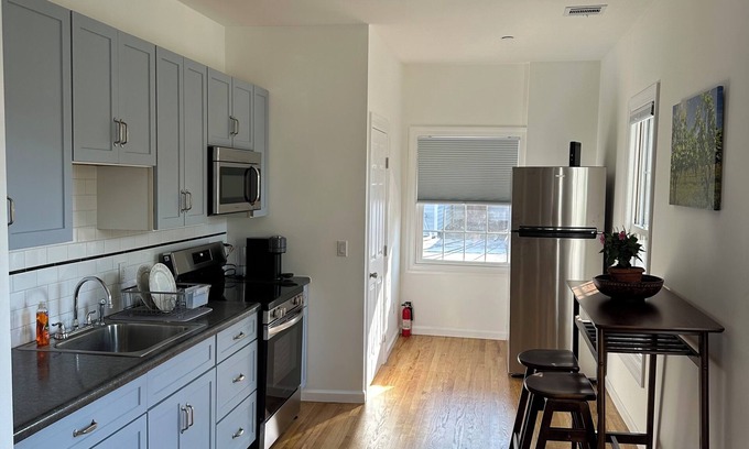 Greenport Apartamento | Charming 2 bedroom apartment in the heart of Greenport.