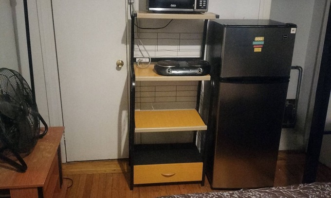 Williamsbridge Apartamento | Charming 2-bedroom apartment in awesome The Bronx with WiFi, AC