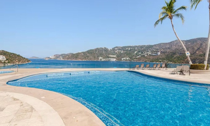 Bahía Puerto Marqués Apartamento | Charming 2-bedroom apartment in gorgeous Acapulco with AC, WiFi, Ocean View
