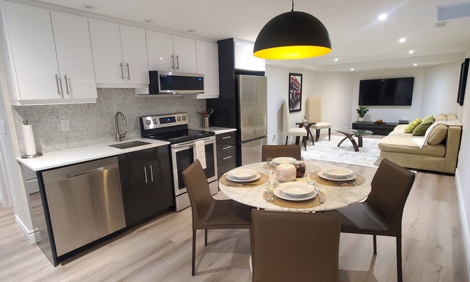 Vaughan Apartamento | Charming 2-bedroom apartment with WiFi, AC in fabulous Vaughan
