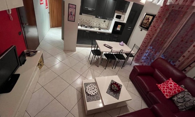 Mozzate Apartamento | Charming 2-bedroom apartment with completed kitchen, nera Milano, Como and Swiss