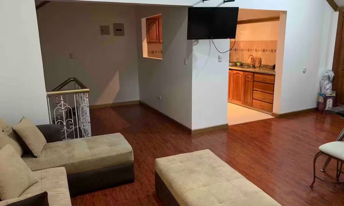 El Vecino Apartamento | Charming 2-bedroom apartment in cool Cuenca with WiFi