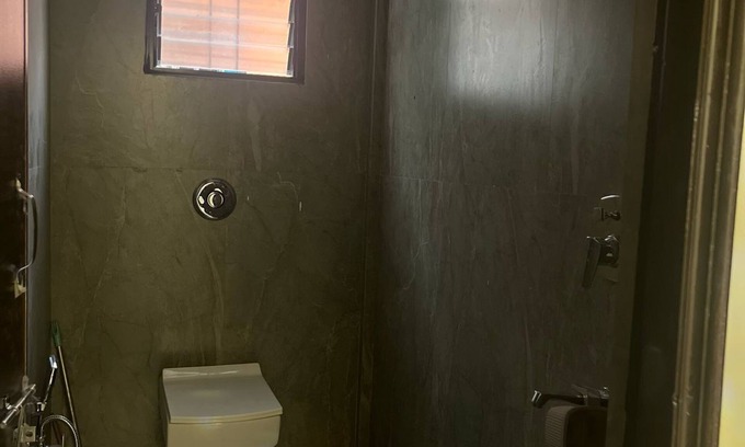 Nagpur Apartamento | Charming 2-bedroom apartment in Nagpur with AC