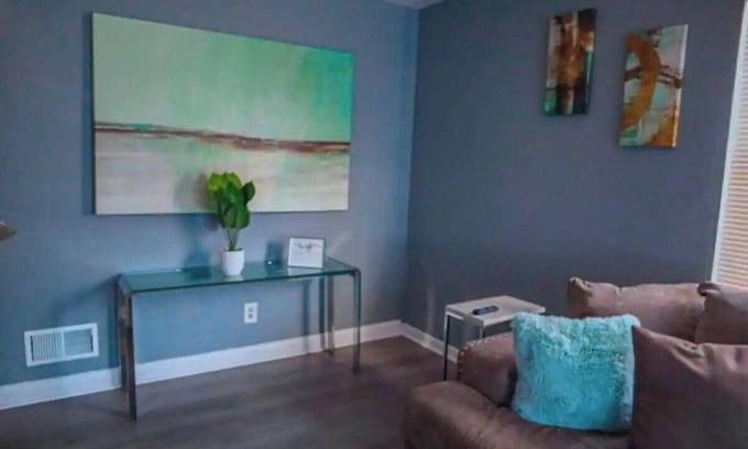 Dayton Apartamento | Charming 2-bedroom apartment with WiFi, AC in nice Dayton [Apt 1]