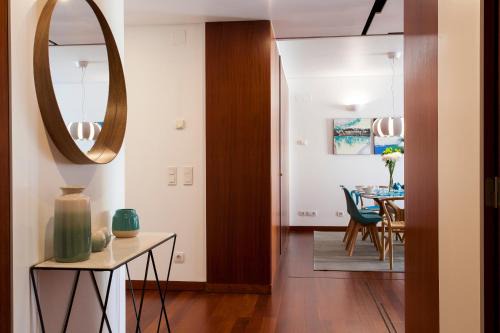 Santos Apartamento | Charming 2-Bedroom Apartment in the City Centre