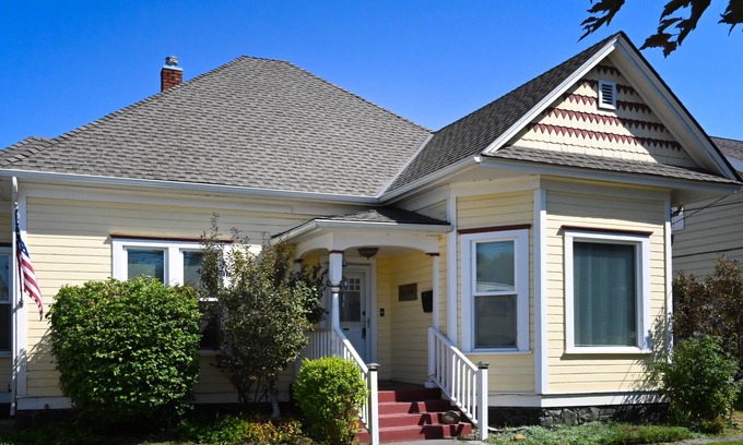 Pendleton Casa | Charming 2-bedroom country house in Pendleton