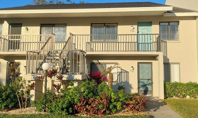 Braden River Condominio | Charming 2-bedroom condo with WiFi, AC in enjoyable Sarasota
