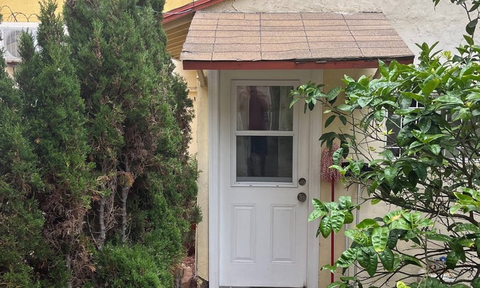 Ensenada Cabaña | Charming 2-bedroom cottage in peaceful Ensenada with WiFi, AC