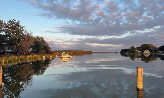 Bozman Cabaña | Charming 2-bedroom cottage, waterfront, WiFi
