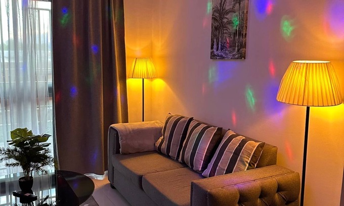 Evaristo Morales Apartamento | Charming 2-bedroom apartment with WiFi, AC in vibrant Santo Domingo